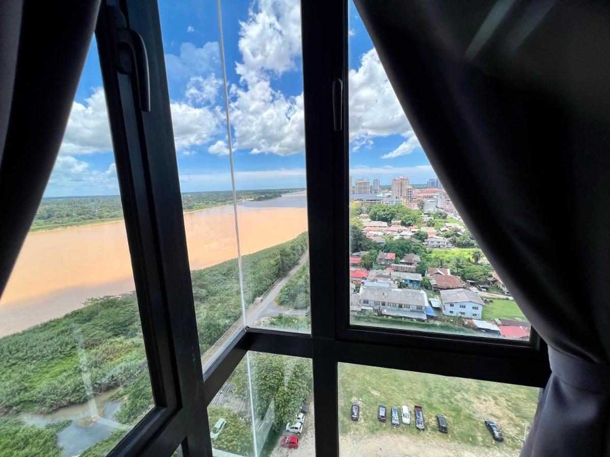 Riverview 8pax 3br In Kbtown Ps4, Netflix A-9-3 Kota Bharu